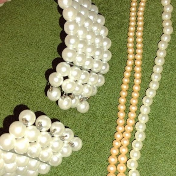 VINTAGE FAUX PEARL LOT - ALL PIECES IN EXCELLENT CONDITION! - Picture 8 of 9